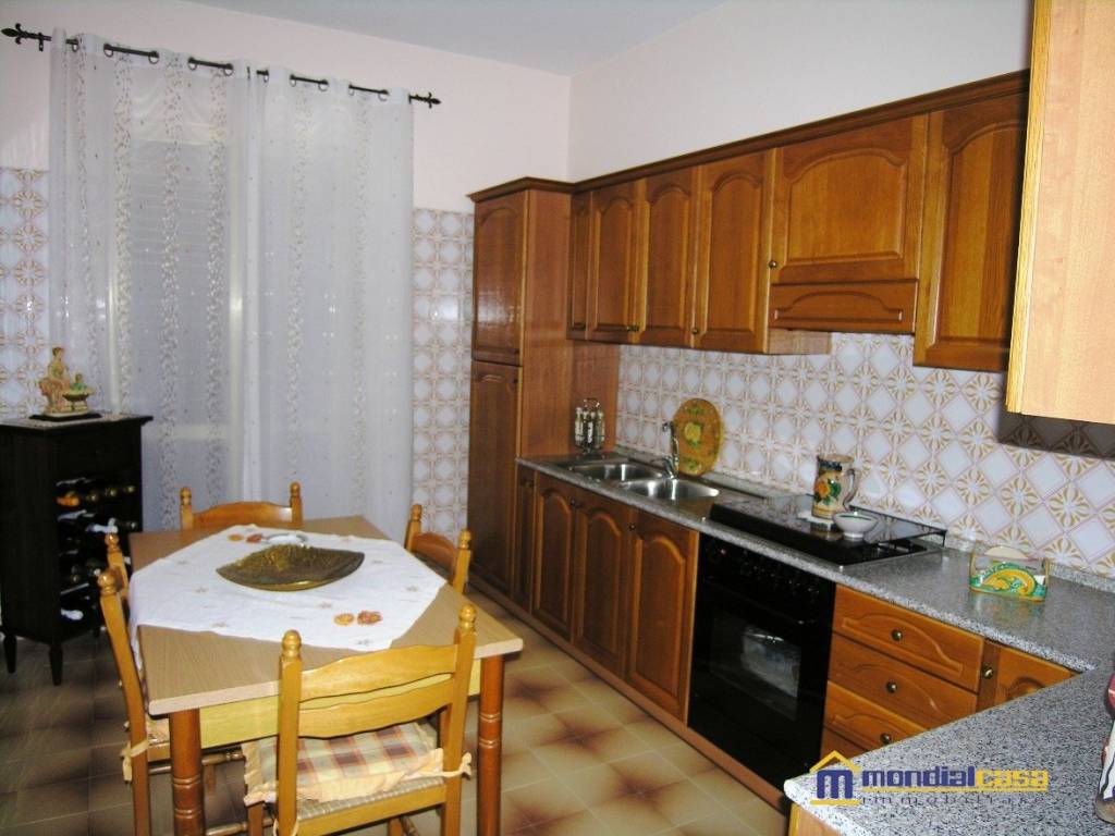 Casa indipendente a Pachino in via Umberto - Foto 5