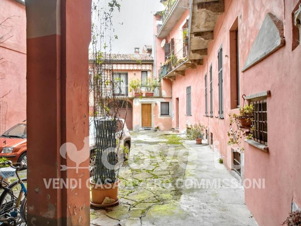 Appartamento a Casale monferrato in Via Massimo D'Azeglio, 7 - Foto 2