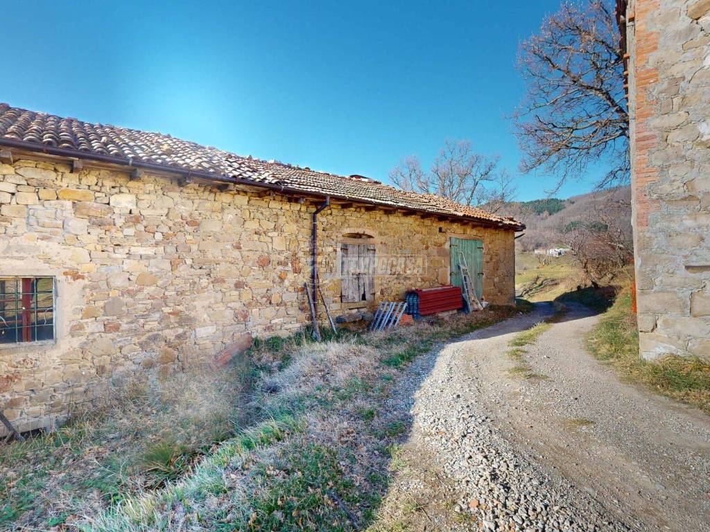 Casa indipendente a Gaggio montano in Strada Provinciale 623, Gaggio Montano 934 - Foto 3