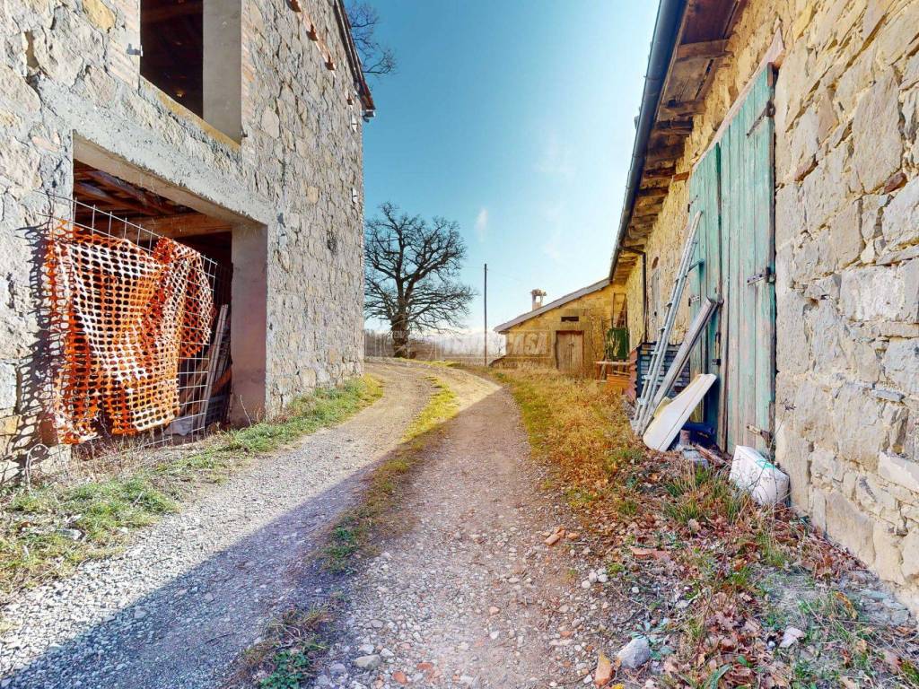 Casa indipendente a Gaggio montano in Strada Provinciale 623, Gaggio Montano 934 - Foto 4