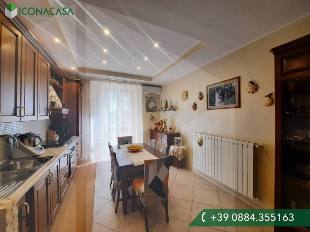 Appartamento a Vieste in Via Tenente Petrone, 10 - Foto 2