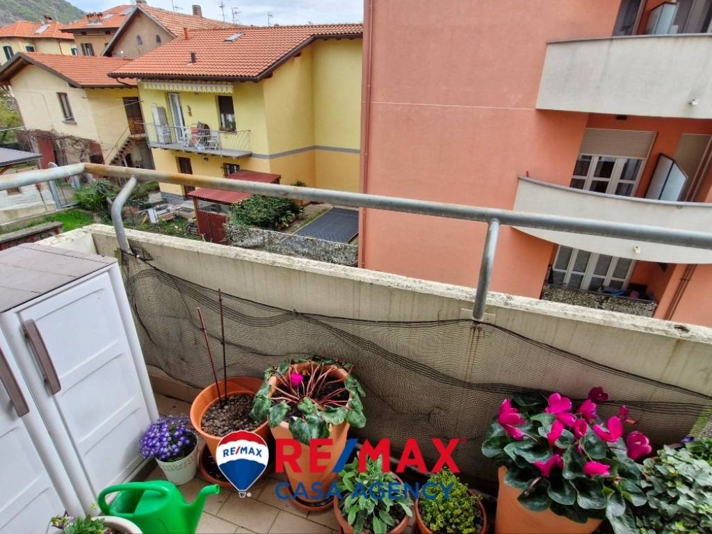 Appartamento a Arcisate in Via Camillo Benso di Cavour, 26 - Foto 5