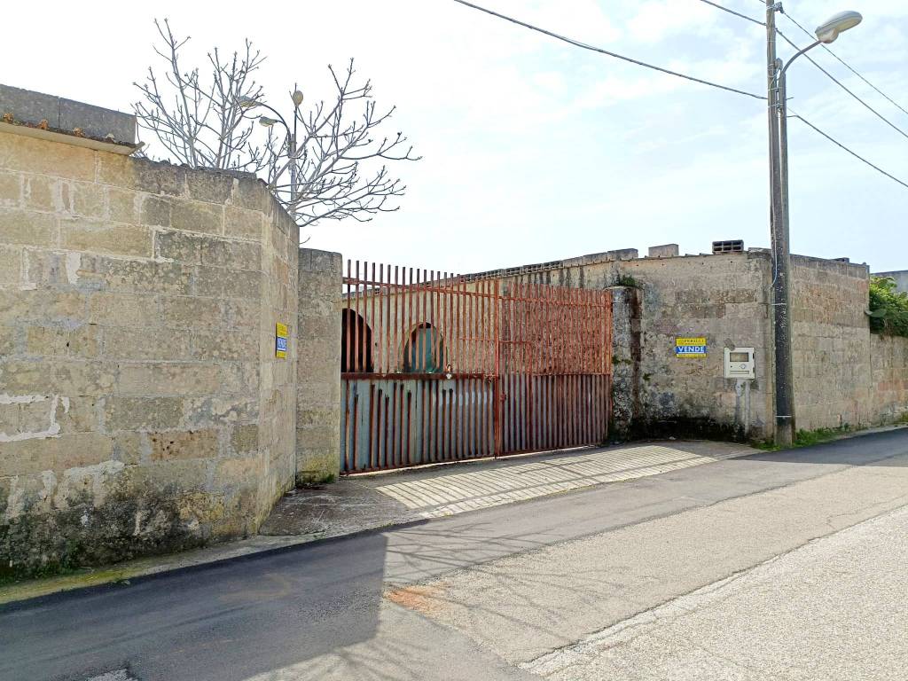 Immobile a Andrano in Via Carlo Cattaneo - Foto 2