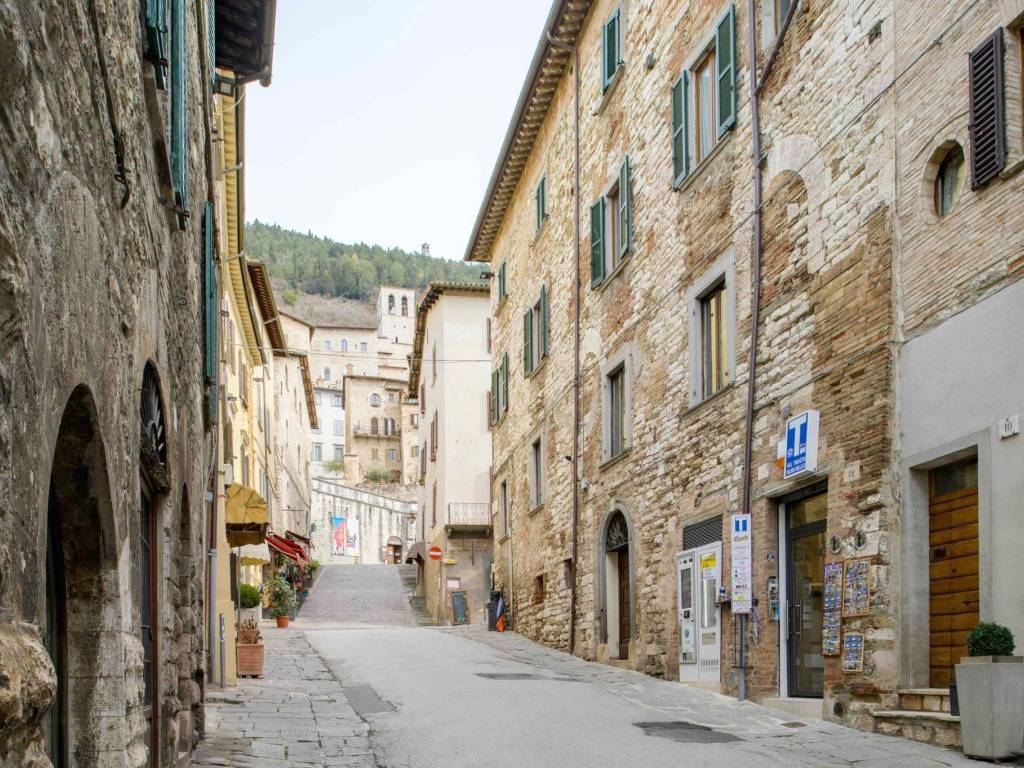 Appartamento a Gubbio in Via della Repubblica, 14 - Foto 3