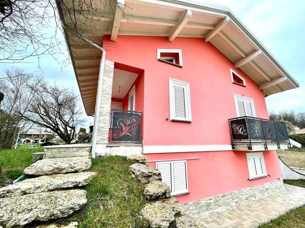 Villa a Albizzate in Via Montello - Foto 3