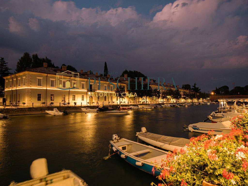 Appartamento a Peschiera del garda in Via Cordigero, 5 - Foto 5