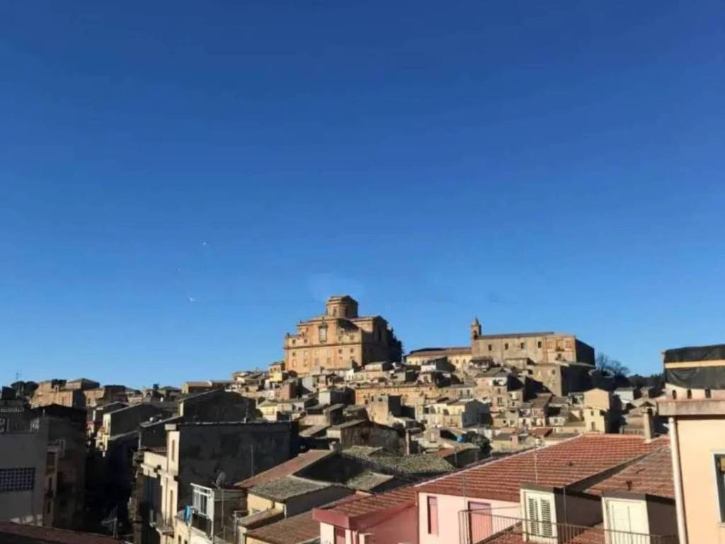 Appartamento a Piazza armerina in Via Capizzi - Foto 4