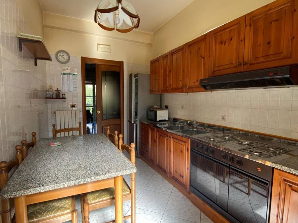 Appartamento a Avellino in Via Goffredo Raimo - Foto 3