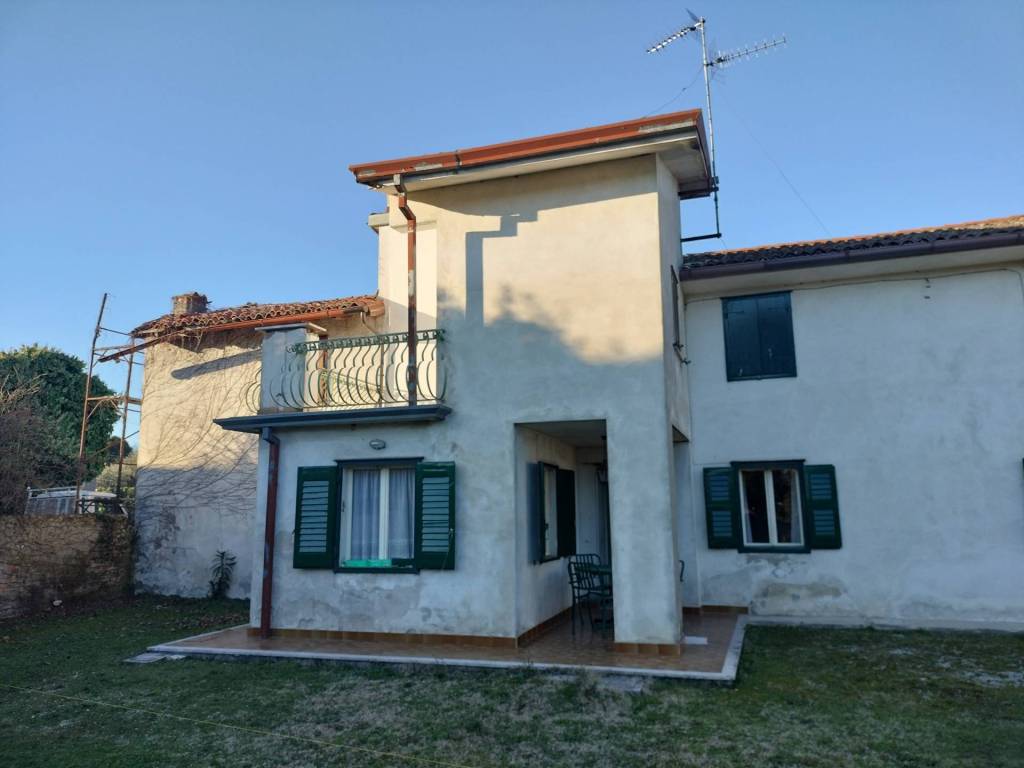 Villa a Gradisca d'isonzo in Via degli Orti, 17 - Foto 3
