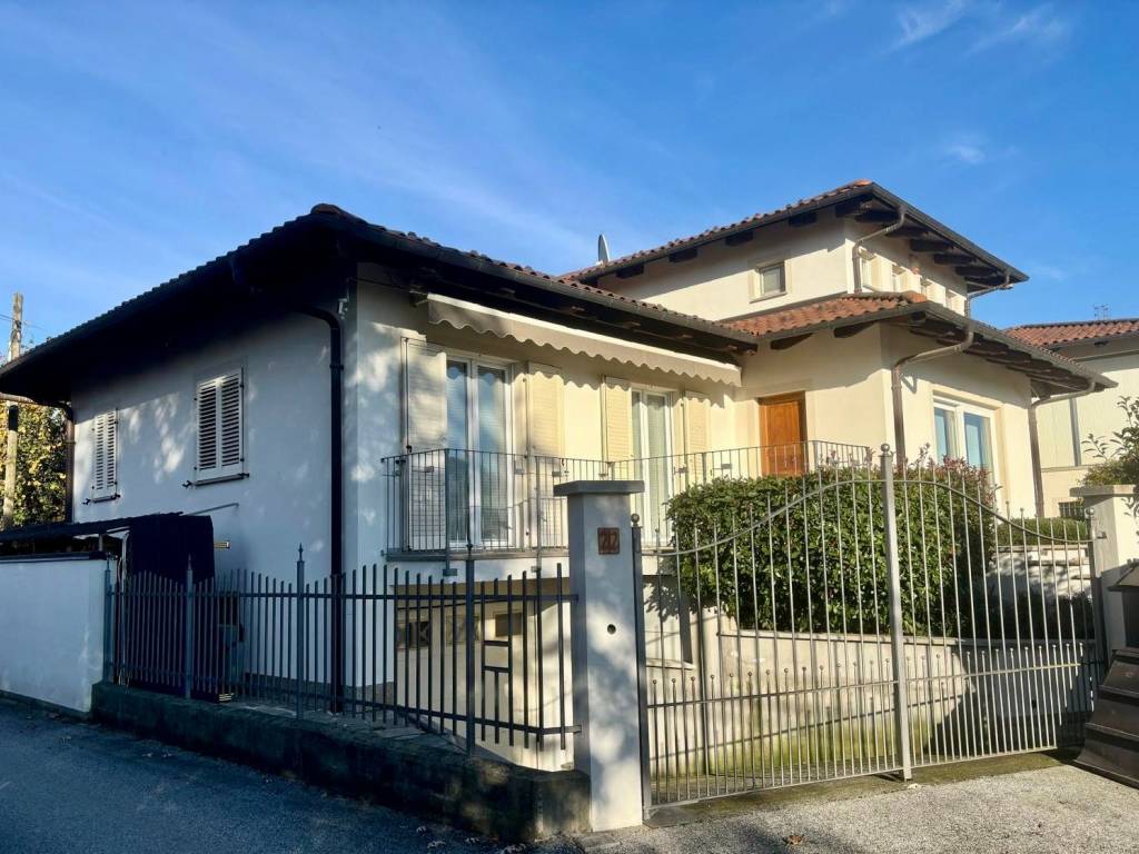 Villa a Saluzzo in Via Barge, 20 - Foto 3