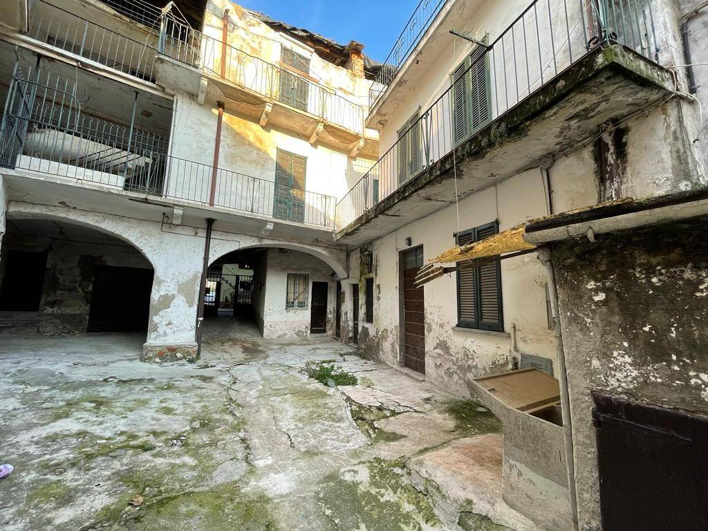 Palazzo / stabile a Valmadrera in Via Giuseppe Parini, 5 - Foto 5