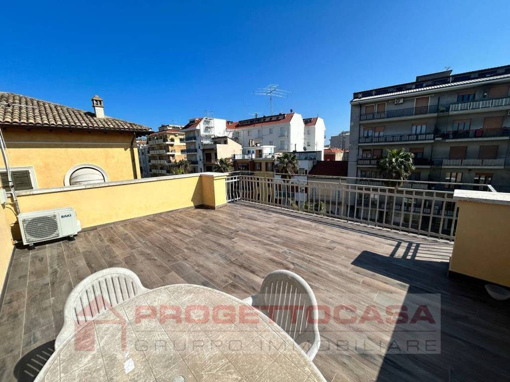 Appartamento a San benedetto del tronto in Via Palestro, 1 - Foto 2
