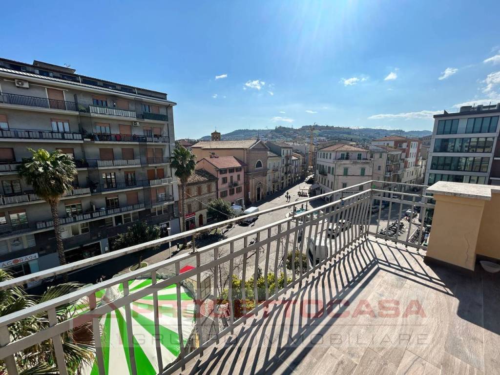 Appartamento a San benedetto del tronto in Via Palestro, 1 - Foto 4