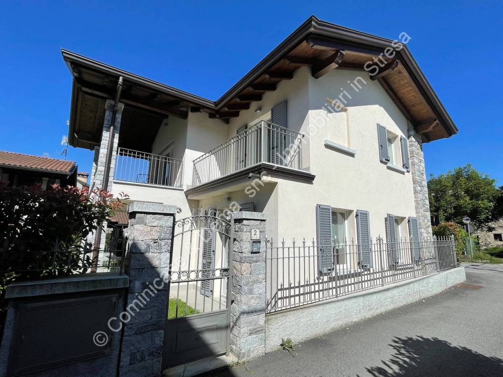 Villa a Gignese in Via al Castello, 2 - Foto 3