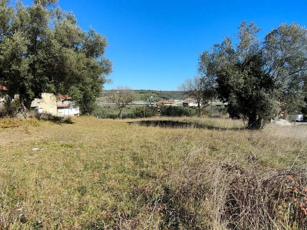 Terreno a Castellalto in Via Giovacchino Romani S.N.C. - Foto 5