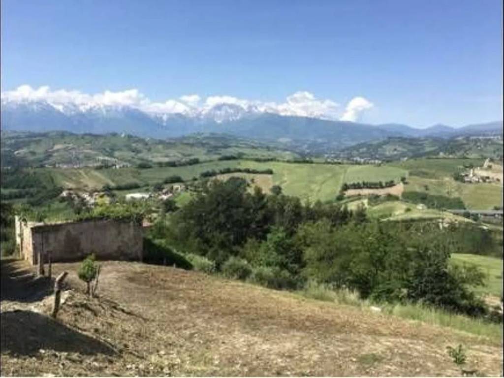 Terreno a Teramo in Area Residenziale Teramo Periferia Sud - Ovest - Foto 2