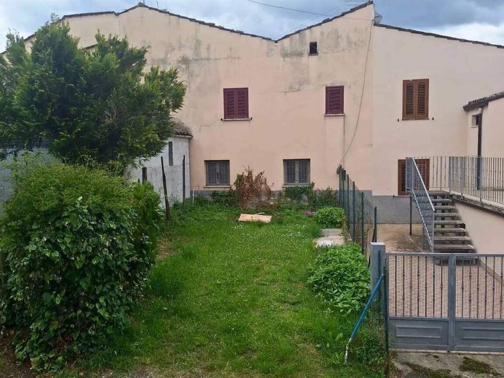 Villa a Montorio al vomano in Contrada Villa Maggiore, 47 - Foto 2