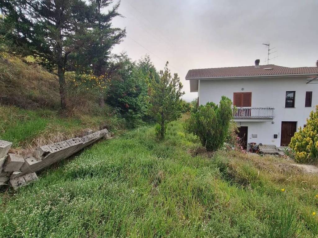 Villa a Teramo in Rapino S.N.C. - Foto 3