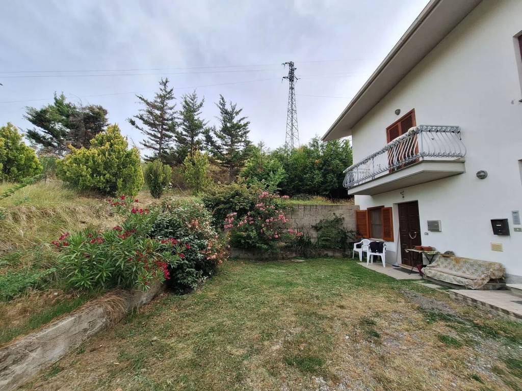 Villa a Teramo in Rapino S.N.C. - Foto 4