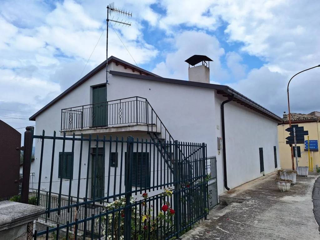 Villa a Cermignano in Via Nazionale, 109 - Foto 2