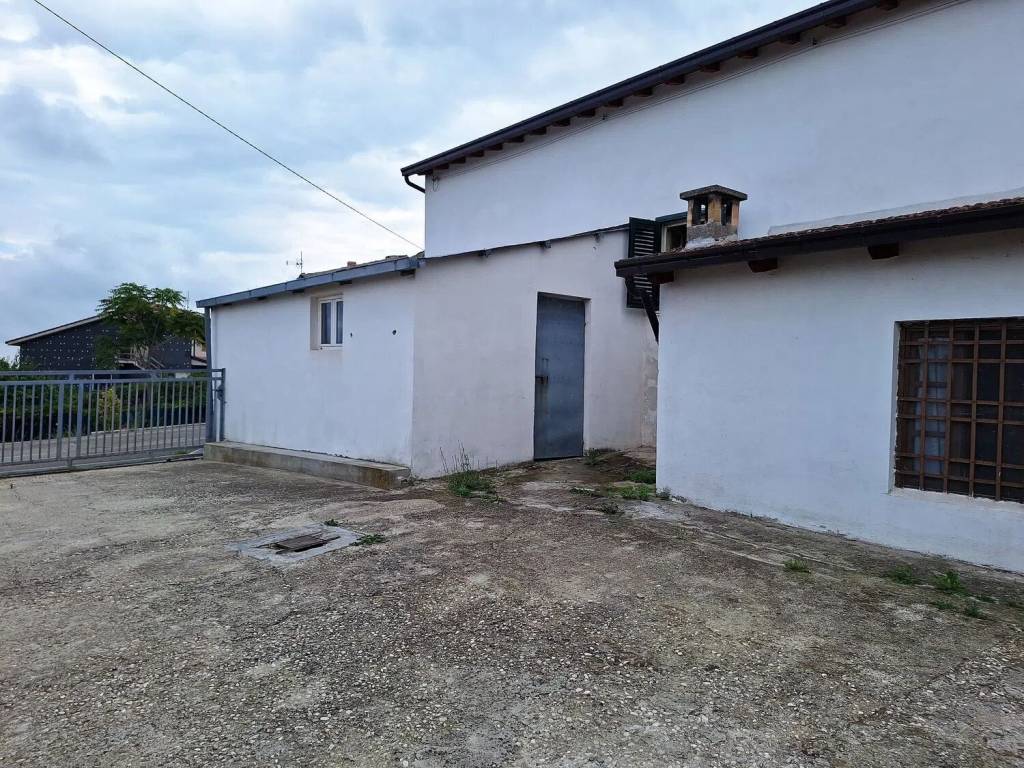 Villa a Cermignano in Via Nazionale, 109 - Foto 5