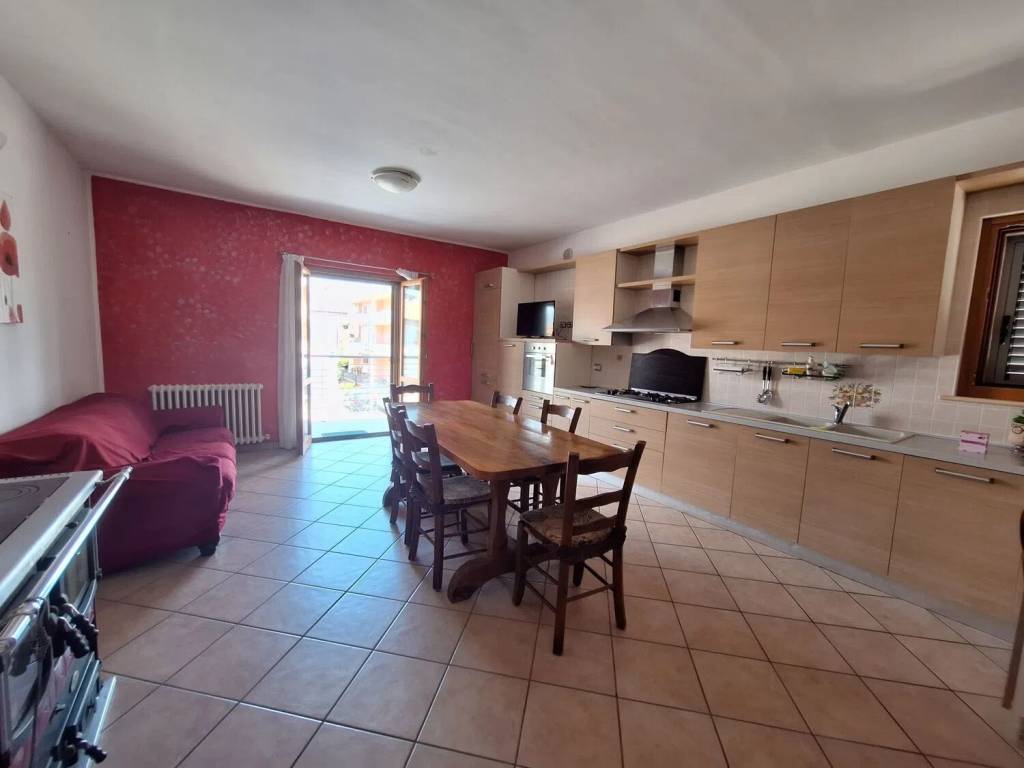 Appartamento a Penna sant'andrea in Via Melchiorre Delfico, 2 - Foto 2