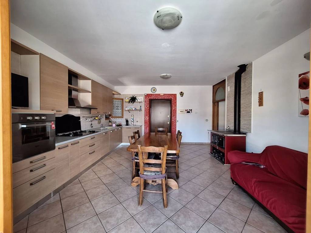 Appartamento a Penna sant'andrea in Via Melchiorre Delfico, 2 - Foto 4