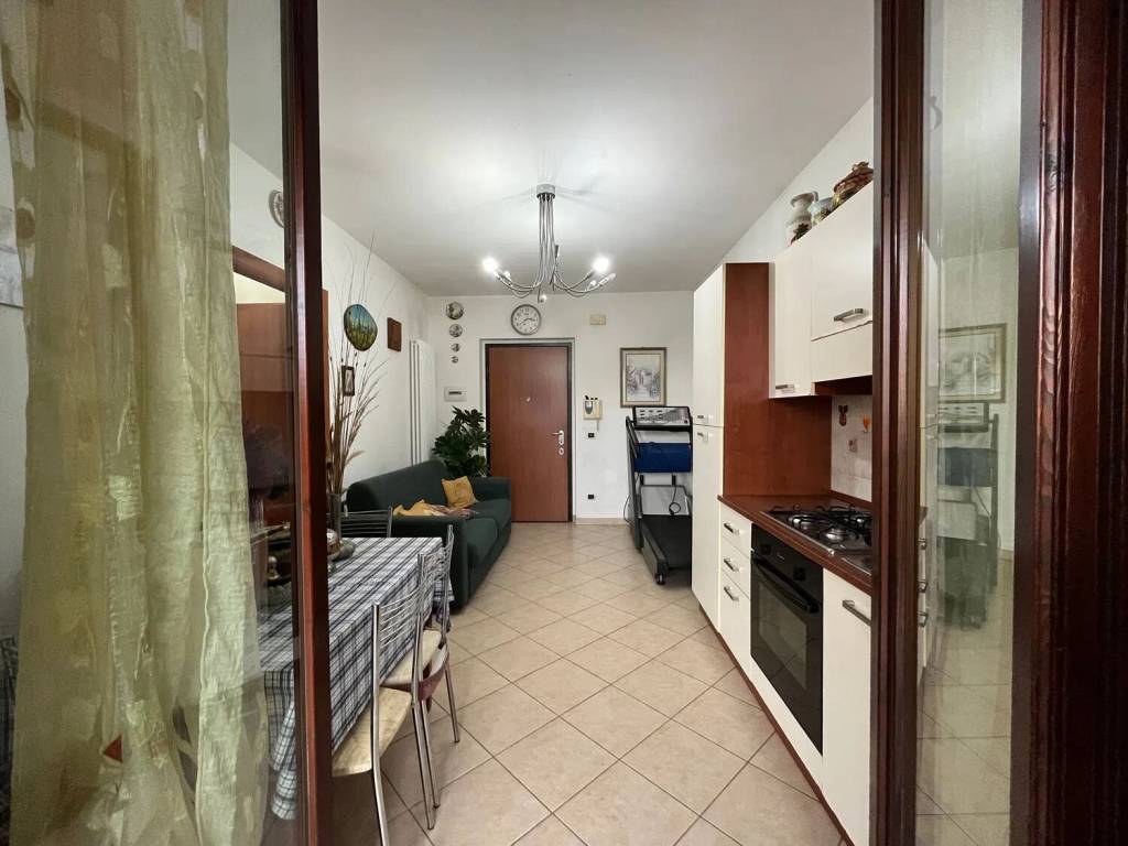 Appartamento a Basciano in Via Gran Sasso, 19 - Foto 3