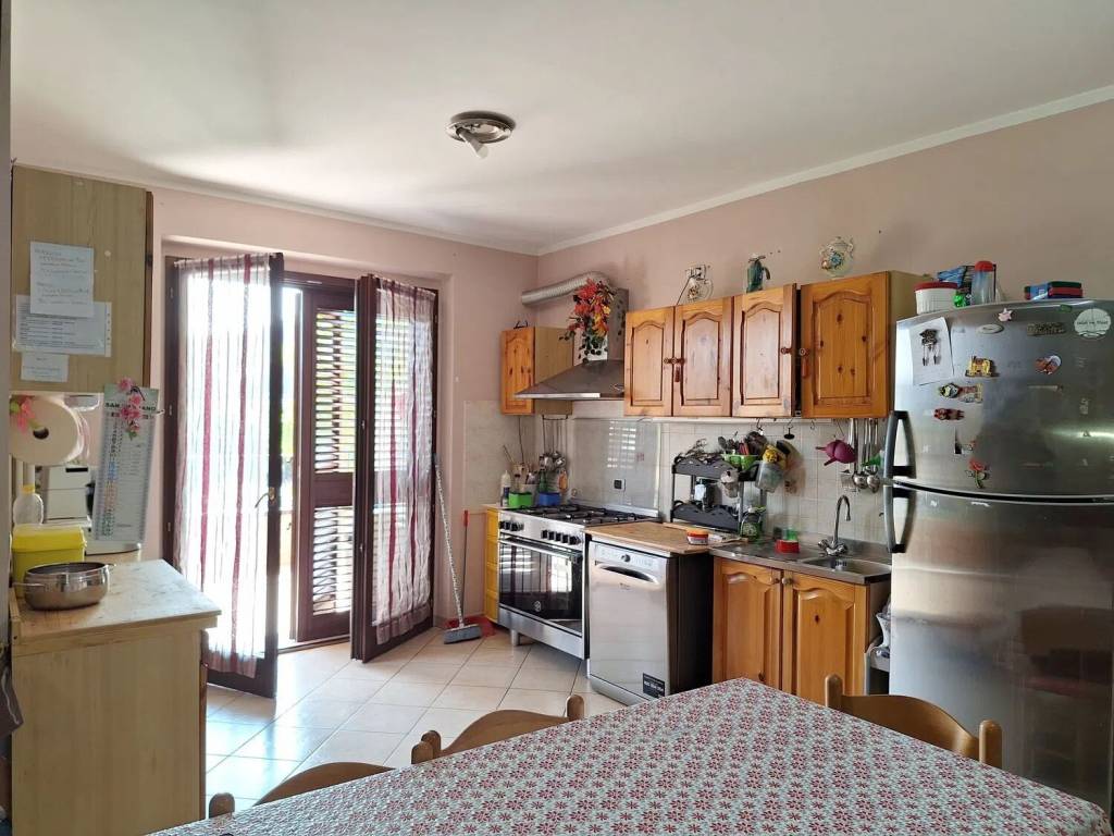 Appartamento a Basciano in Via Gran Sasso, 19 - Foto 2