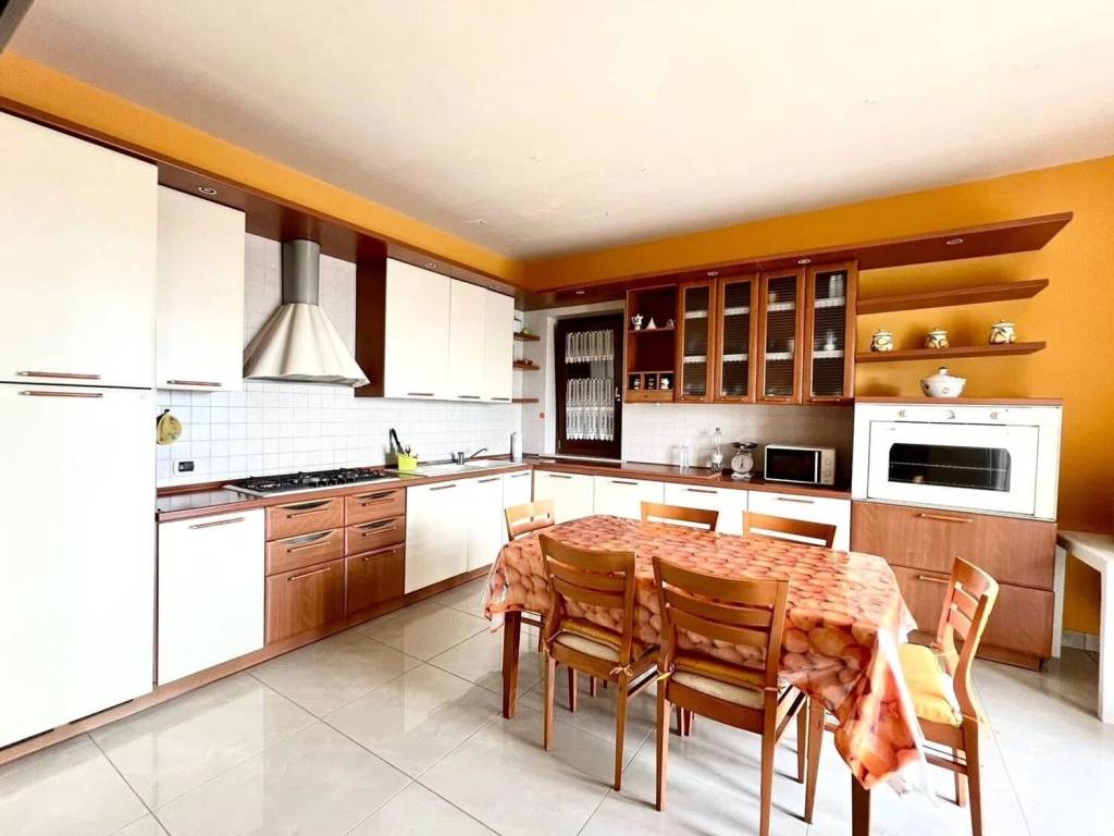 Villa a Castellalto in Via Della Circonvallazione, 5 - Foto 4