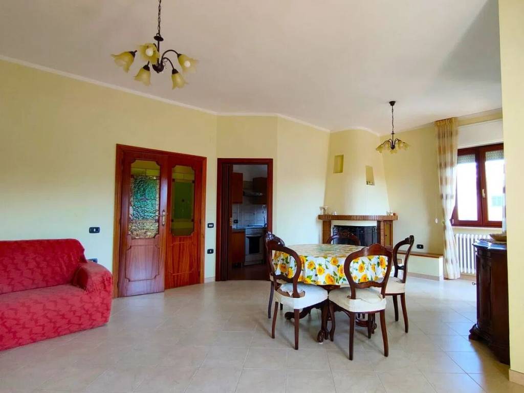 Appartamento a Castellalto in Via Ignazio Silone, 15 - Foto 2