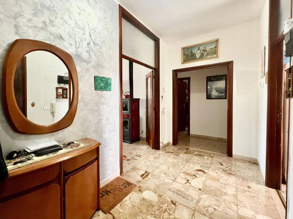 Appartamento a Teramo in Via Brigiotti, 12 - Foto 2