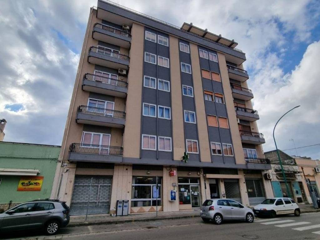 Appartamento a Copertino in Via Mariano Cosimo - Foto 3