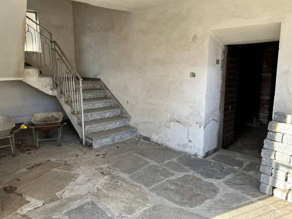 Casa indipendente a Vogogna in Via Case ai Santi - Foto 3