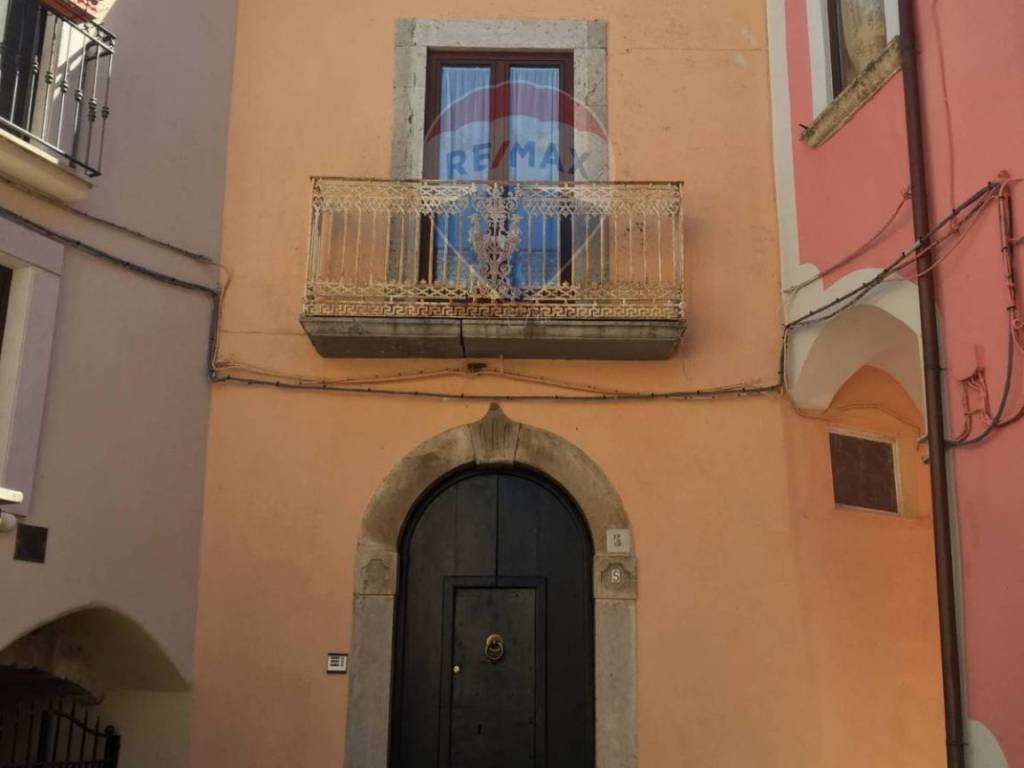 Casa indipendente a Castel san vincenzo in Piazza Vittorio Emanuele III, 4 - Foto 4