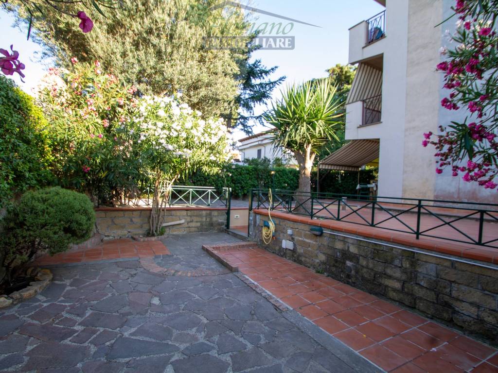Appartamento a Montalto di castro in Via dei Carbonari - Foto 4