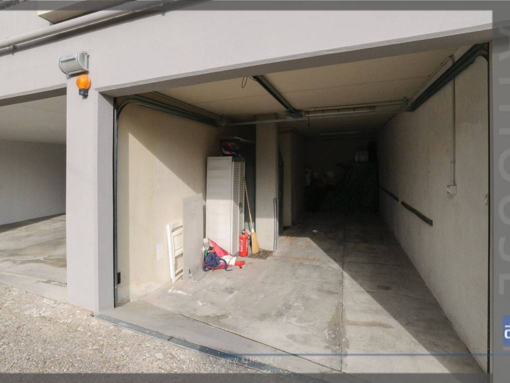 Appartamento a Trieste in Via Cesare Cantù, 13 - Foto 3