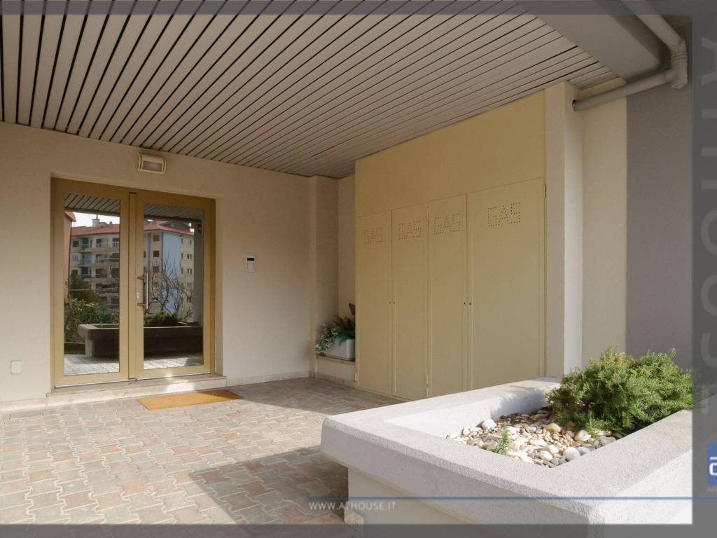 Appartamento a Trieste in Via Cesare Cantù, 13 - Foto 4