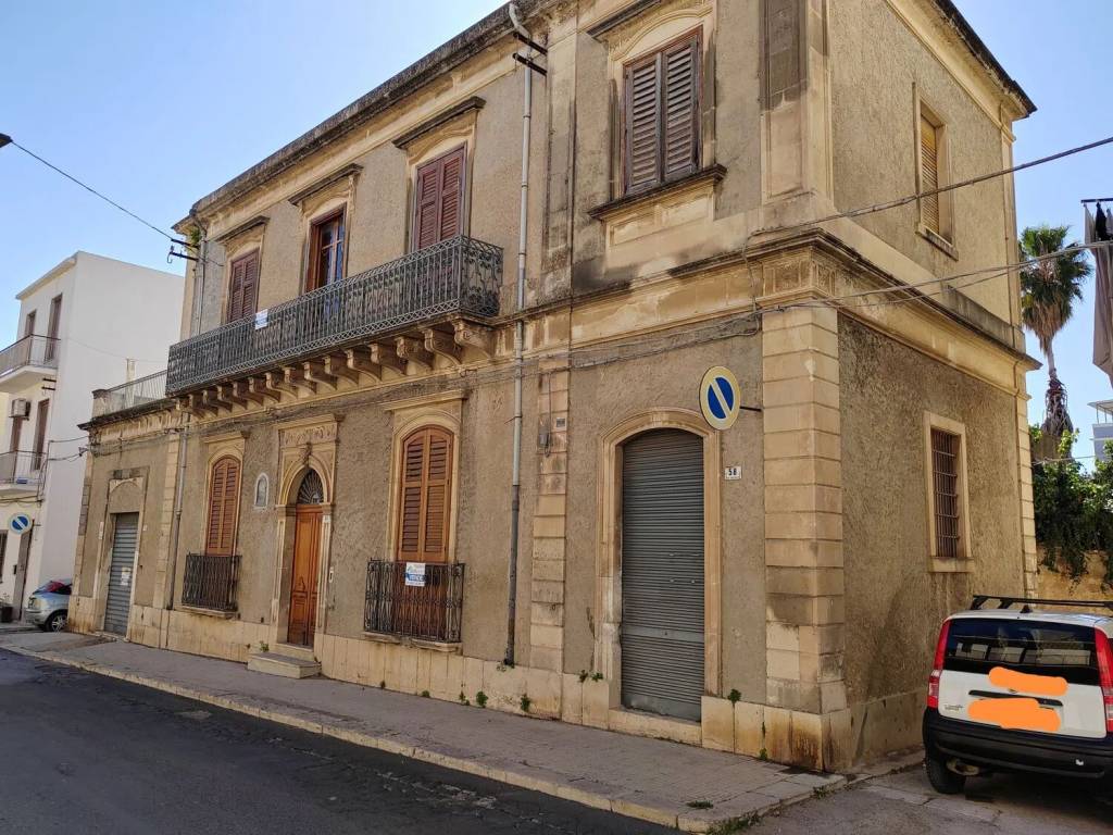 Casa indipendente a Avola in Via Rattazzi, 60 - Foto 4