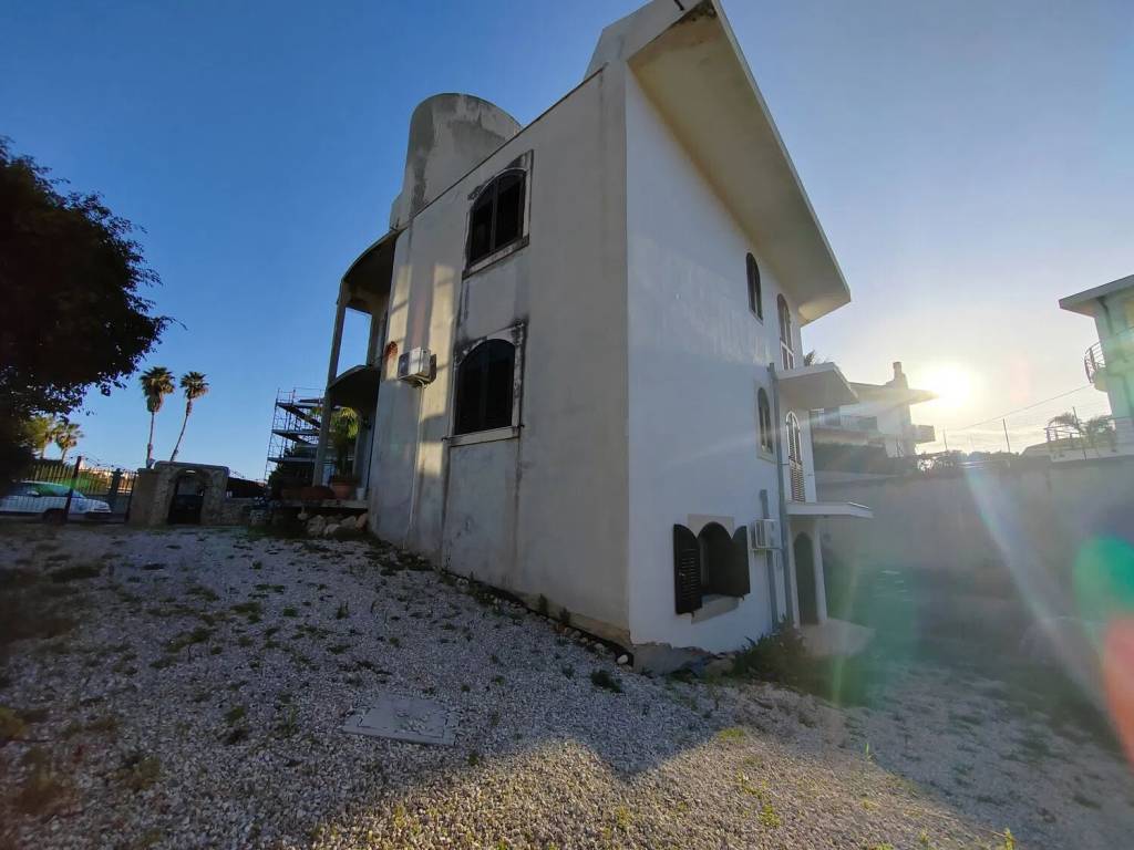 Villa a Avola in Via Antonio Vella, 22 - Foto 2