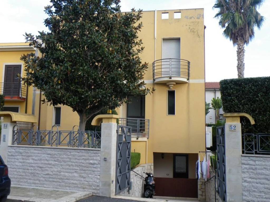 Villa a Avola in Via Principe De Curtis Antonio, 54 - Foto 2