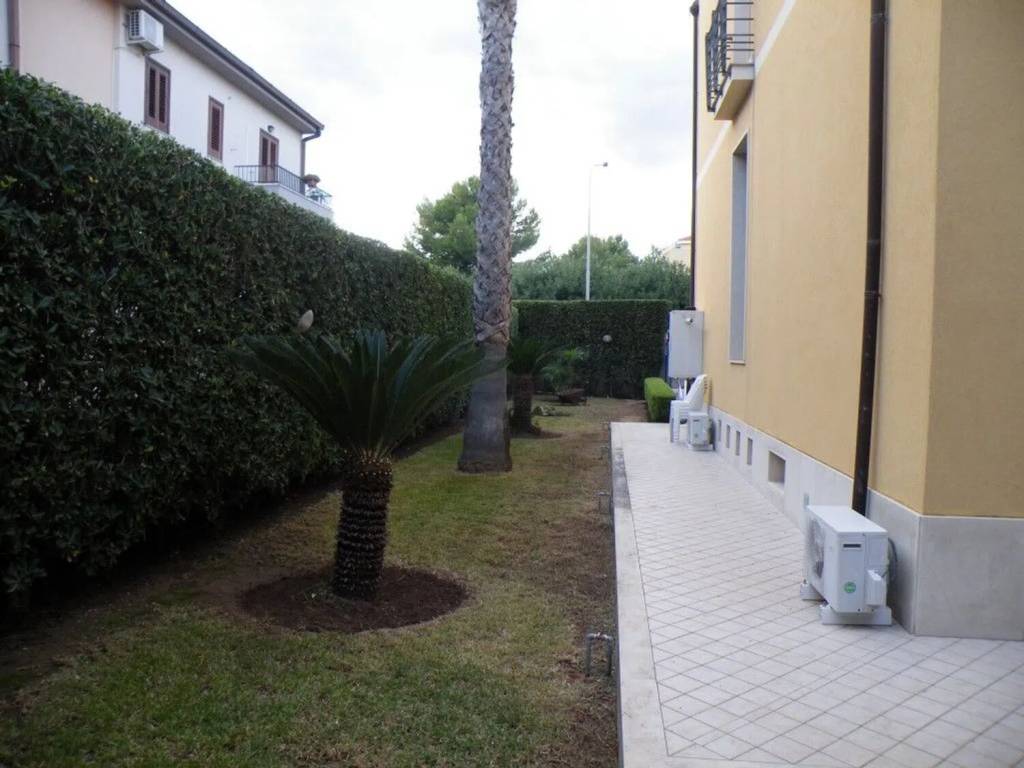 Villa a Avola in Via Principe De Curtis Antonio, 54 - Foto 5