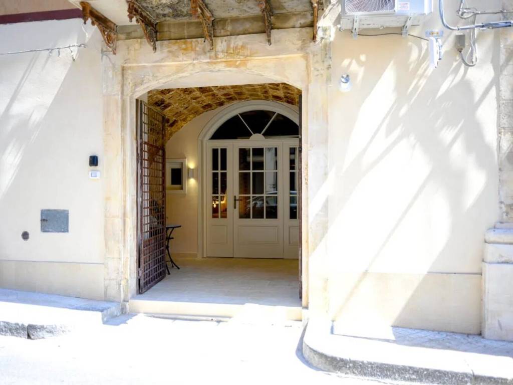 Villa a Noto in Via Giovanni Aurispa, 135 - Foto 2