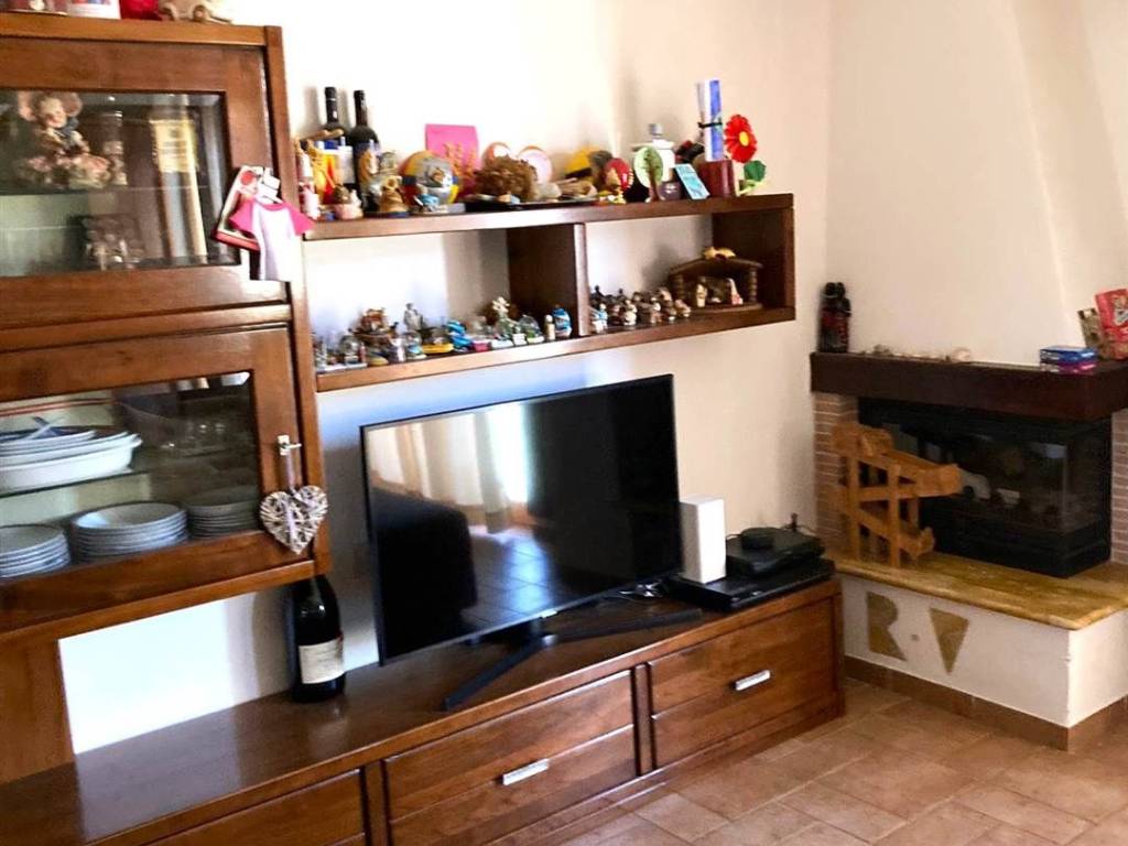 Appartamento a Sovicille in Via Alessandro Manzoni - Foto 3