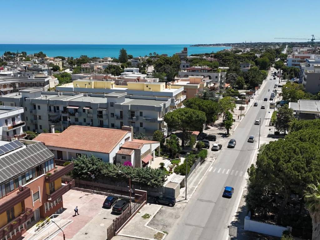 Appartamento a Trani in Via Vittorio Malcangi - Foto 4