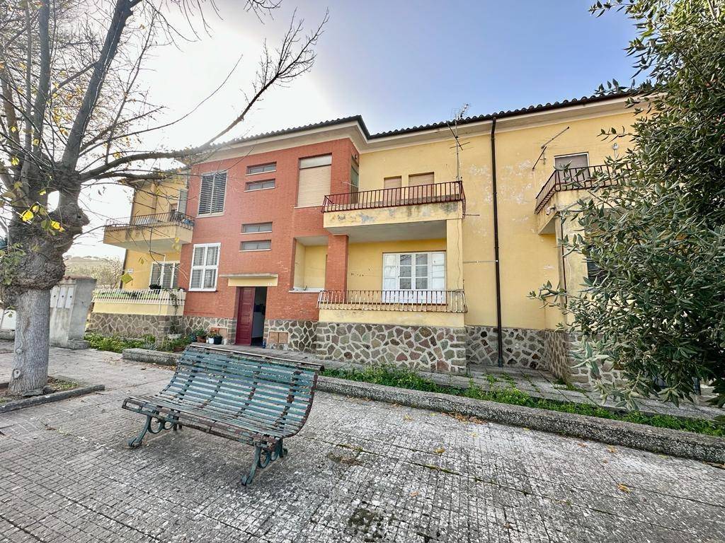 Appartamento a Oschiri in viale stazione, 40 - Foto 2