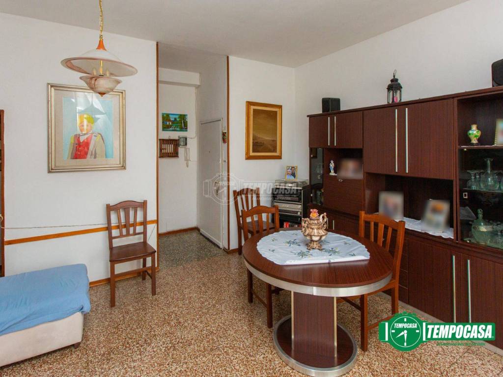 Appartamento a Oleggio in Via Sant'Antonio 82 - Foto 4