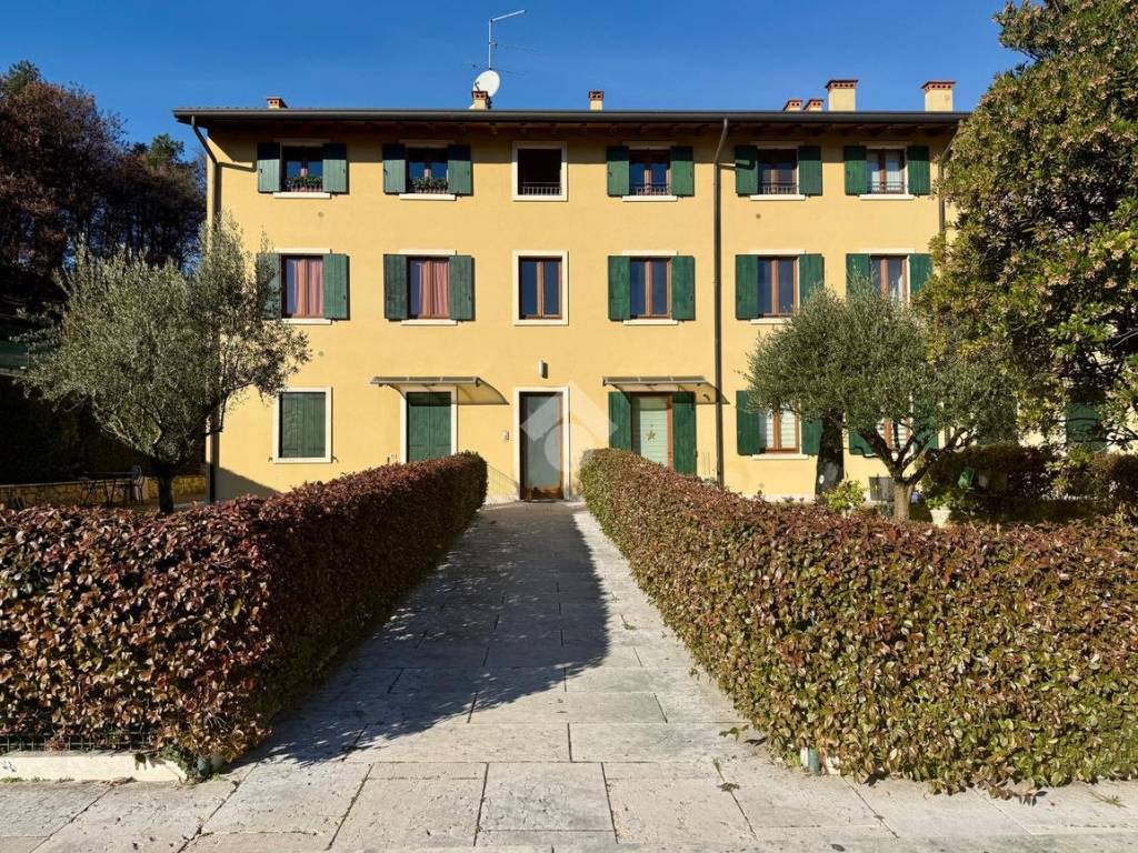 Appartamento a Costermano sul garda in Via Consolini, 01 - Foto 4