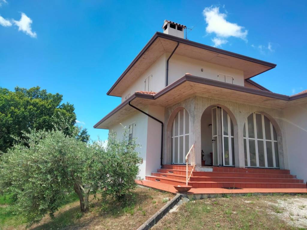 Villa a Nocera umbra in Località Gaifana - Foto 2