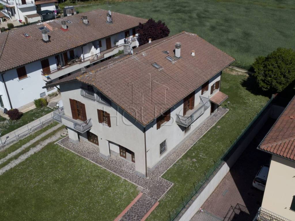 Villa a Città di castello in Via Madonna del Combarbio, 10 - Foto 2